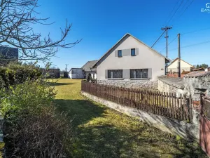 Prodej zemědělské usedlosti, Kozlovice, 98 m2