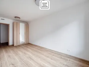 Pronájem bytu 2+kk, Praha - Vysočany, Kolbenova, 55 m2