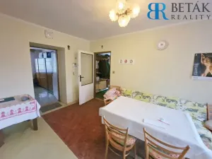 Prodej rodinného domu, Oplocany, 230 m2