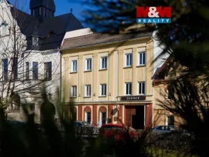 Prodej bytu 1+1, Chabařovice, Husovo náměstí, 59 m2