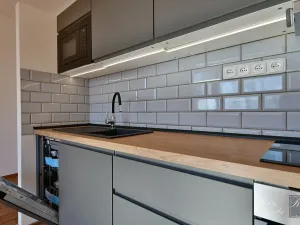 Pronájem bytu 2+kk, Ústí nad Labem, Brandtova, 43 m2