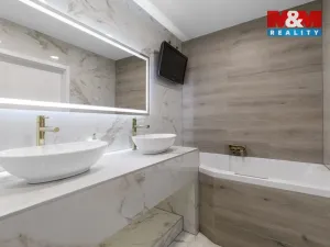 Prodej bytu 2+1, Ostrava - Výškovice, Břustkova, 62 m2