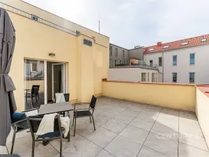 Pronájem bytu 2+kk, Praha, Plzeňská, 48 m2