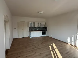 Pronájem bytu 2+kk, Kutná Hora, Husova, 46 m2