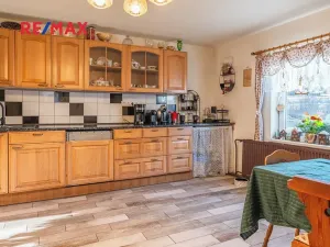 Prodej rodinného domu, Rybniště, 215 m2