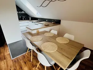 Prodej rodinného domu, Prackovice nad Labem, 190 m2