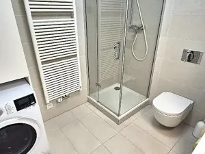 Pronájem bytu 2+kk, Praha - Strašnice, Zvěřinova, 46 m2