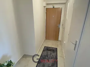 Prodej bytu 3+1, Praha - Modřany, U zastávky, 60 m2