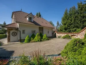 Prodej rodinného domu, Družec, V Zátiší, 289 m2