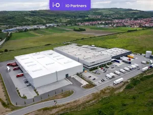 Pronájem skladu, Blučina, Hřbitovní, 2920 m2