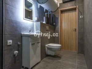 Pronájem bytu 2+kk, Louny, Jablonského, 45 m2