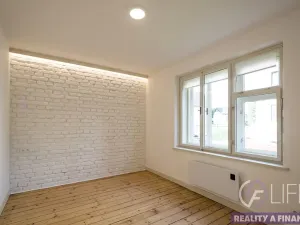 Pronájem bytu 2+kk, Jilemnice, Branská, 42 m2
