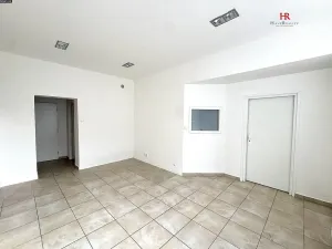 Pronájem obchodního prostoru, Benešov, Hráského, 80 m2