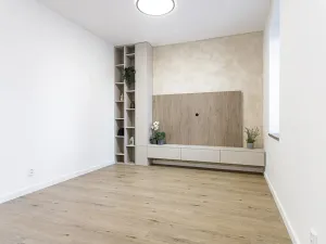 Pronájem bytu 2+kk, Ostrava, Slavníkovců, 54 m2