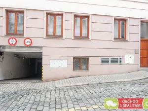 Pronájem bytu 1+kk, Praha, Kozácká, 30 m2