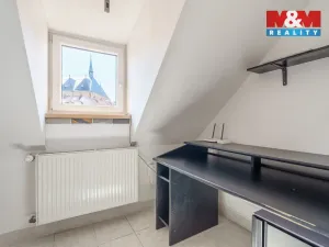 Pronájem bytu 3+1, Cheb, Cechovní, 130 m2