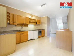 Pronájem bytu 3+1, Cheb, Cechovní, 130 m2