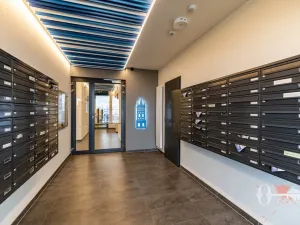 Prodej bytu 3+kk, Praha - Hloubětín, Laponská, 66 m2