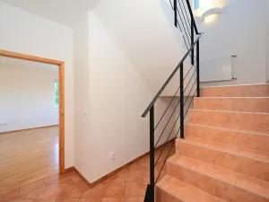 Pronájem rodinného domu, Popovičky, Na Skalce, 242 m2