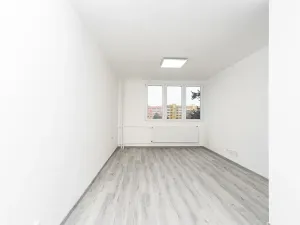 Prodej bytu 3+1, Ostrava, náměstí Antonie Bejdové, 73 m2