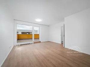 Pronájem bytu 1+kk, Praha - Chodov, Líbalova, 32 m2