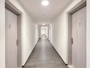 Pronájem bytu 1+kk, Praha - Hloubětín, Poděbradská, 32 m2