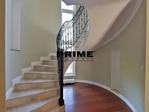 Pronájem vily, Praha - Nebušice, Spojová, 560 m2