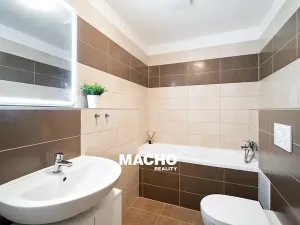 Pronájem bytu 1+kk, Hostivice, Ovesná, 36 m2