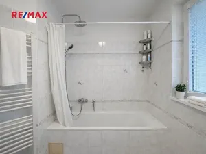 Prodej bytu 2+kk, Roztoky, Masarykova, 57 m2