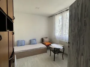 Pronájem bytu 3+1, Planá, 60 m2