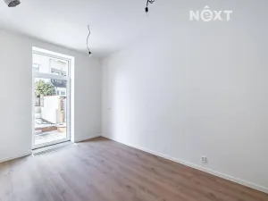 Prodej bytu 1+1, Praha - Žižkov, Na mokřině, 91 m2