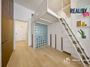 Pronájem bytu 1+kk, Brno, 35 m2