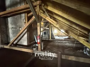 Prodej půdního prostoru, Jihlava, Kosmákova, 160 m2