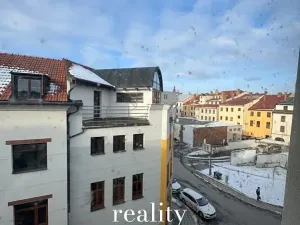 Prodej půdního prostoru, Jihlava, Kosmákova, 160 m2