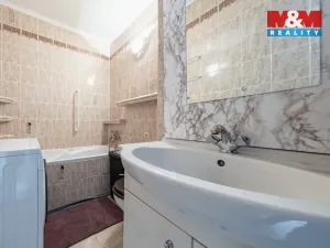 Prodej bytu 2+1, Děčín - Děčín VI-Letná, Krásnostudenecká, 51 m2