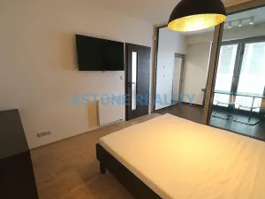 Prodej bytu 2+kk, Praha - Žižkov, Olšanská, 59 m2