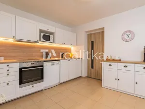 Prodej rodinného domu, Mosty u Jablunkova, 280 m2