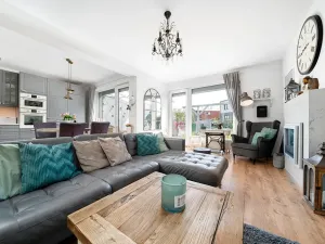 Prodej rodinného domu, Praha - Cholupice, Zálužická, 153 m2