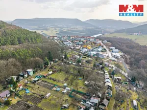 Prodej zahrady, Kadaň, 430 m2