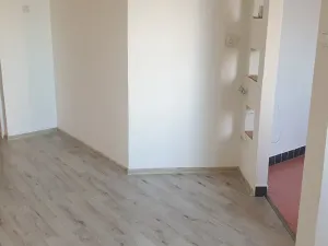 Pronájem bytu 2+kk, Novosedlice, Míru, 40 m2