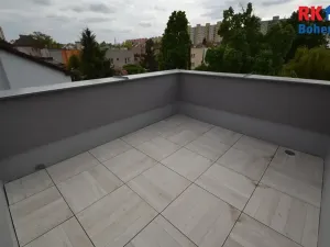 Prodej bytu 3+kk, Praha - Lhotka, Slepá I, 74 m2