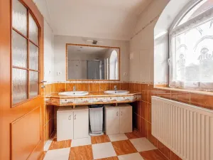 Prodej rodinného domu, Modlany, 121 m2