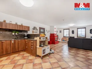 Prodej rodinného domu, Chuderov - Žežice, 182 m2