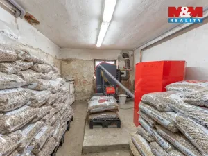 Prodej rodinného domu, Uhlířské Janovice, Fügnerova, 285 m2