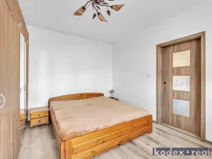 Prodej bytu 4+1, Hradec Králové, Mandysova, 94 m2