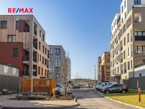 Prodej bytu 1+kk, Praha - Ruzyně, Stočesova, 30 m2