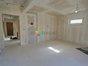 Prodej rodinného domu, Holasovice, 107 m2