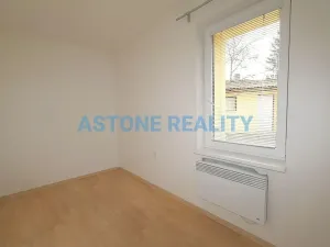 Pronájem bytu 2+kk, Úvaly, Husova, 38 m2