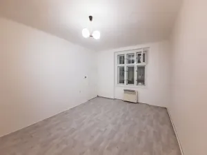 Prodej bytu 2+1, Praha - Bubeneč, Kyjevská, 63 m2