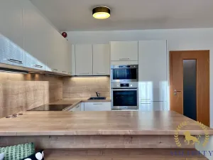 Prodej bytu 2+kk, Úvaly, Škvorecká, 58 m2